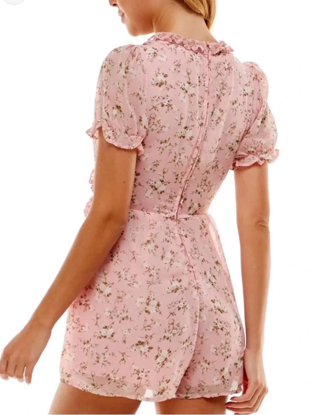 Trixxi Charming Pink Coquette Romper 🎀🤍🌿 - Picture 2 of 8